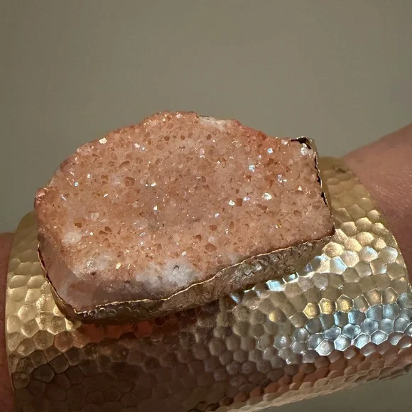 Gold Hammered Cuff Bracelet with Stone - Picture 4 of 4